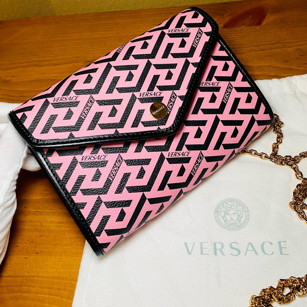 NEW Versace Pink La Greca Signature Coated Canvas Chain Crossbody Bag - Picture 3 of 17